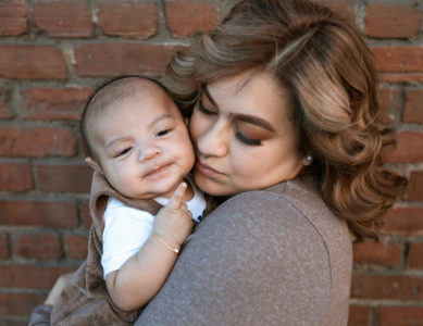 Le Trouble de l’Humeur Postnatal : Un Voyage intérieur entre Idéalisation, Réalité et Réconciliation