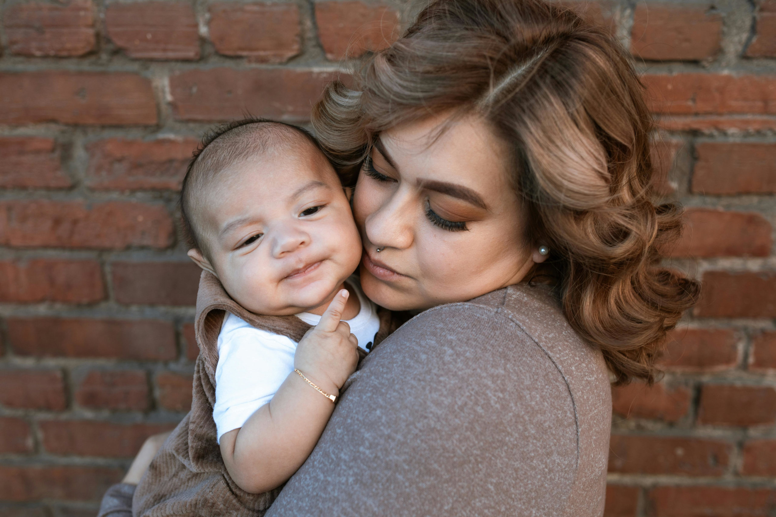 Le Trouble de l’Humeur Postnatal : Un Voyage intérieur entre Idéalisation, Réalité et Réconciliation