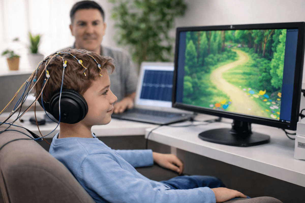 Aider un enfant TDAH à l’école avec le Neurofeedback